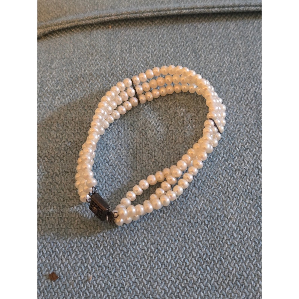 Vintage Style Three Strand Pearl Bracelet Filigree Box Clasp Cream White